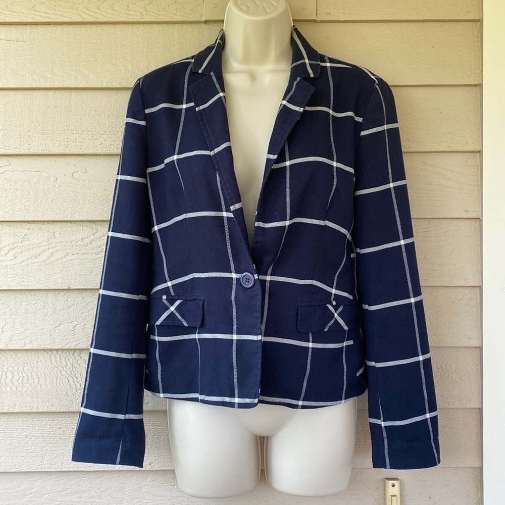 Cupcakes and Cashmere windowpane blazer